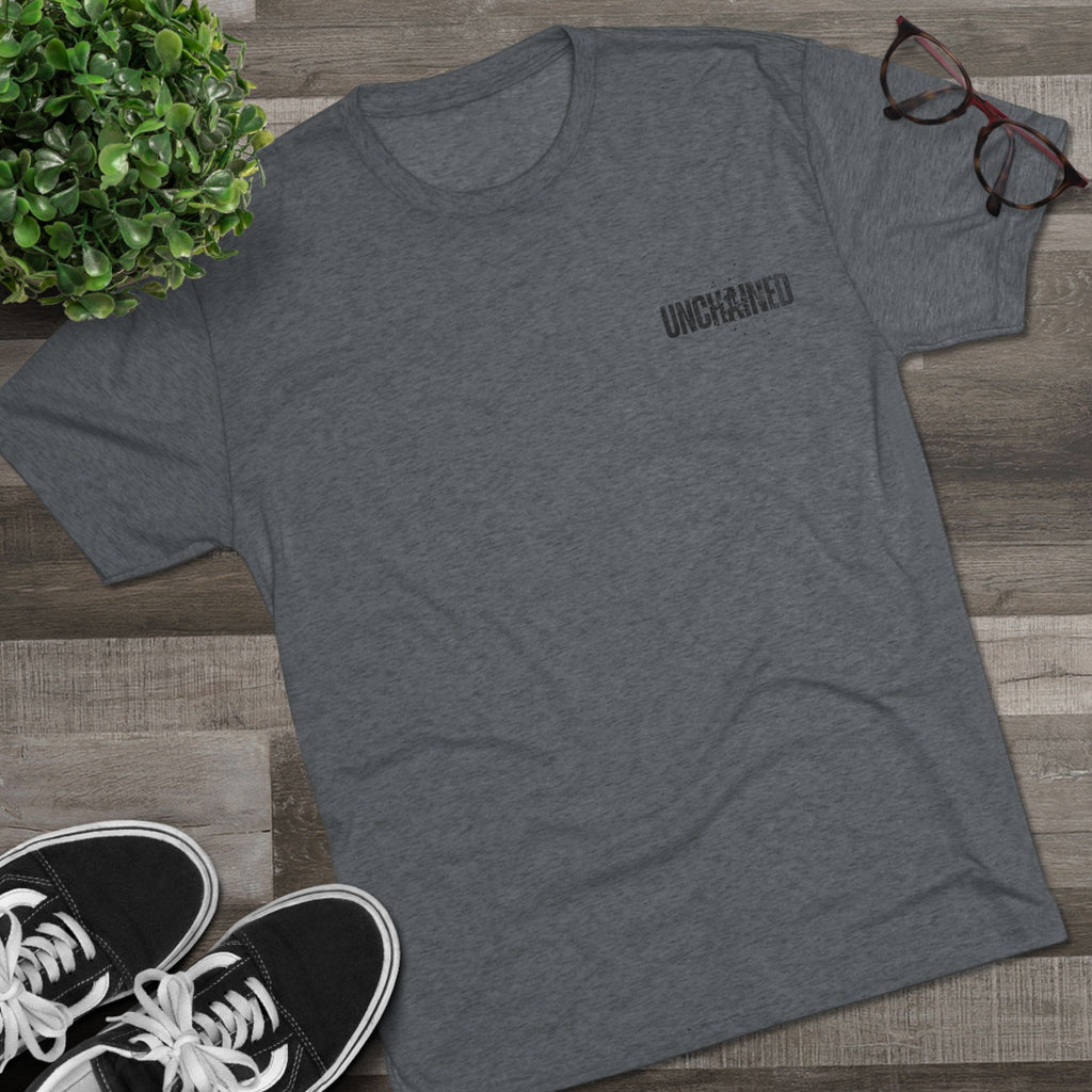 Inferno Hunter T-Shirt — "Vincit Qui Se Vincit" Gothic Chain Design
