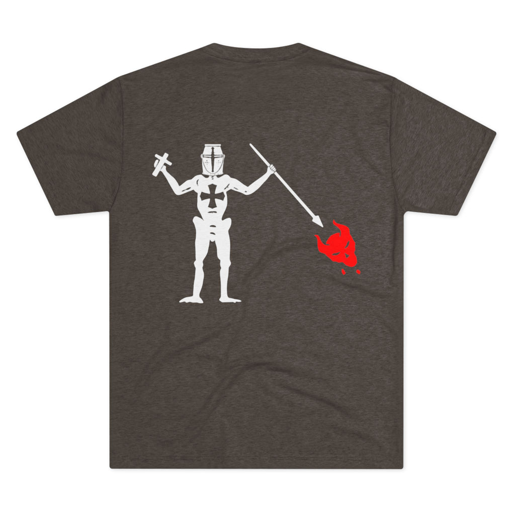 Inferno Hunter T-Shirt — "Vincit Qui Se Vincit" Gothic Chain Design