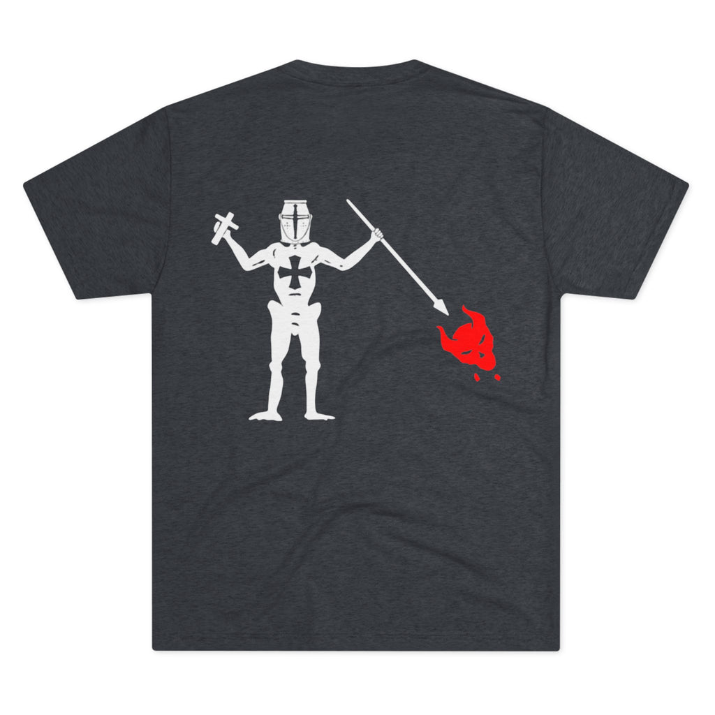 Inferno Hunter T-Shirt — "Vincit Qui Se Vincit" Gothic Chain Design